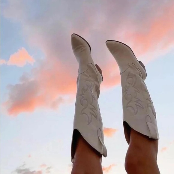 🥥🐚🌊🌸🌺 - Picture 2 of 13